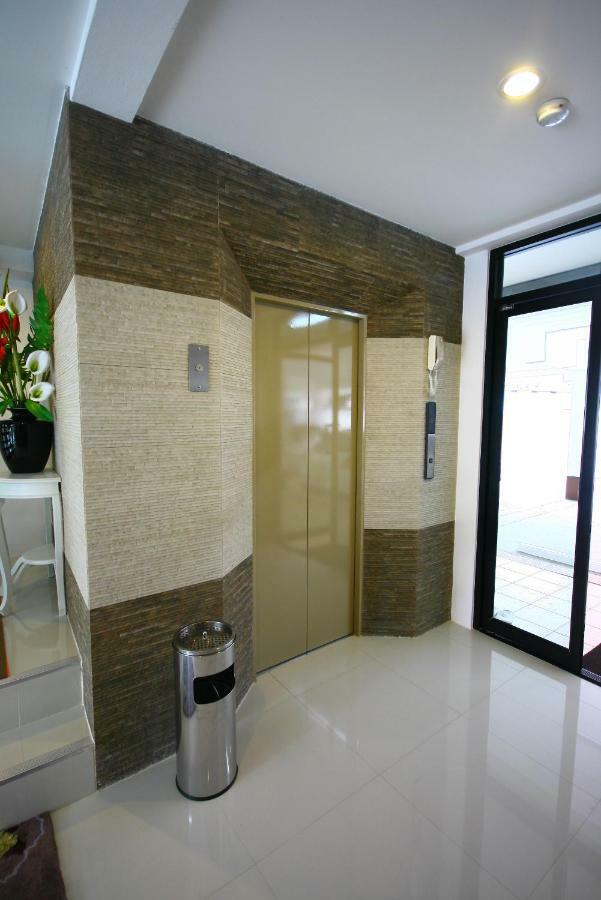 At Home Phetkasem Bangkok Exterior foto